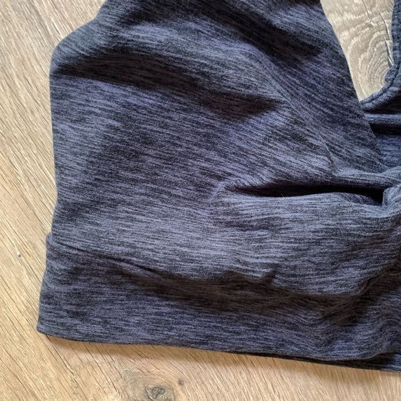 Victoria's Secret Heathered Purple Racer Back Sports Bra - Picture 3 of 5